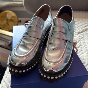 Stuart Whitman SoHo Pearl Silver Loafer Size 8.5